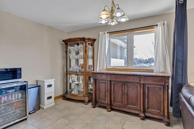 207 - 878 Armour Rd, Condo with 2 bedrooms, 1 bathrooms and 1 parking in Peterborough ON | Image 6