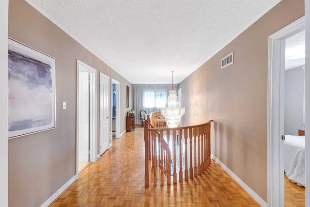 41 Antonia Crt, House detached with 4 bedrooms, 4 bathrooms and 8 parking in Vaughan ON | Image 16