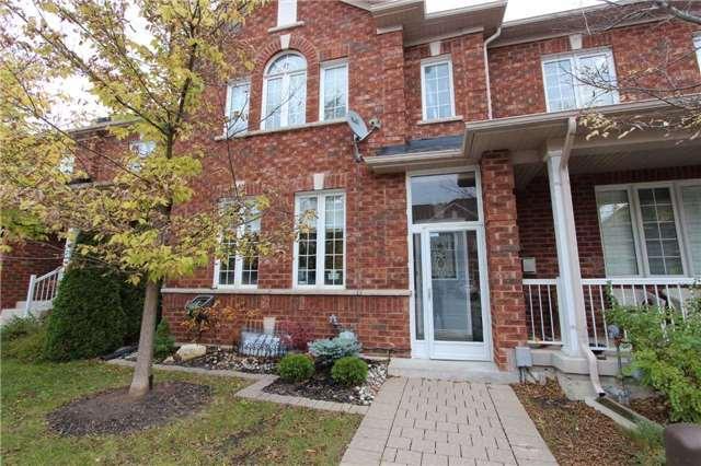 19 Williams St, House attached with 3 bedrooms, 4 bathrooms and 3 parking in Markham ON | Image 1