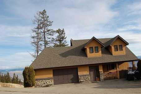 956 Greystone Cres E, House detached with 3 bedrooms, 3 bathrooms and 4 parking in Kamloops BC | Image 1