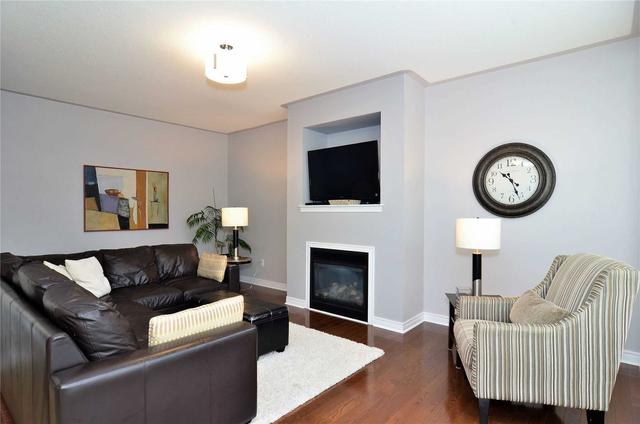58 Greenforest Grve, House detached with 4 bedrooms, 4 bathrooms and 6 parking in Whitchurch Stouffville ON | Image 4