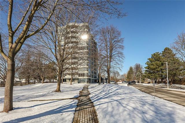 106 - 81 Scott Street, House attached with 1 bedrooms, 1 bathrooms and 36 parking in St. Catharines ON | Image 30