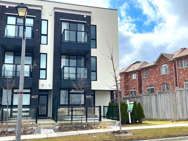 1655 Bur Oak Ave, Townhouse with 3 bedrooms, 4 bathrooms and 2 parking in Markham ON | Image 35