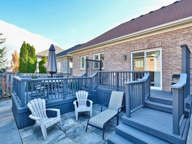 8 Treeline Blvd Blvd, House detached with 2 bedrooms, 3 bathrooms and 4 parking in Brampton ON | Image 7