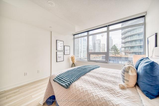 712 - 17 Bathurst St, Condo with 1 bedrooms, 1 bathrooms and 0 parking in Toronto ON | Image 15