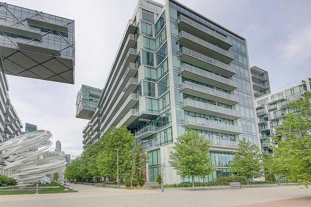 304 - 39 Queens Quay E, Condo with 1 bedrooms, 1 bathrooms and 0 parking in Toronto ON | Image 1