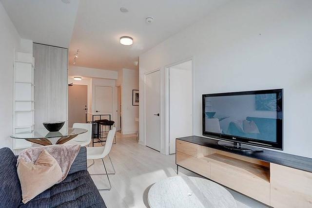 602 - 60 Tannery Rd, Condo with 1 bedrooms, 1 bathrooms and 0 parking in Toronto ON | Image 2