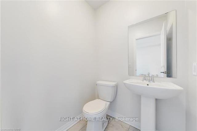 4043 Maitland St, House attached with 3 bedrooms, 4 bathrooms and 2 parking in Lincoln ON | Image 5