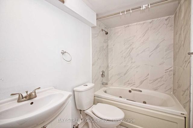 616 - 1055 Bay St, Condo with 1 bedrooms, 1 bathrooms and 0 parking in Toronto ON | Image 6