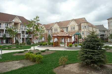 13 - 11 Pine St, Townhouse with 2 bedrooms, 2 bathrooms and null parking in Toronto ON | Image 9