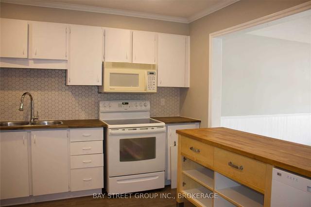 13 - 1550 Grosvenor St, Condo with 3 bedrooms, 3 bathrooms and 2 parking in Oakville ON | Image 30