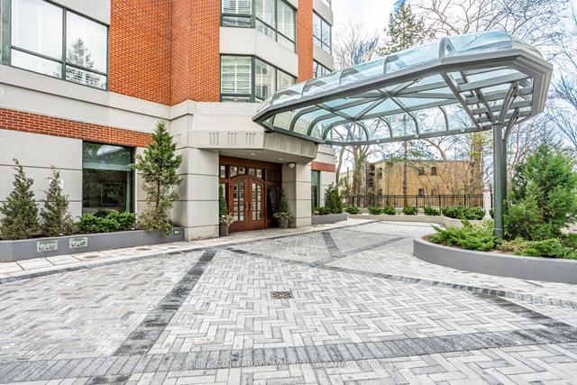 403 - 33 Jackes Ave, Condo with 2 bedrooms, 3 bathrooms and 2 parking in Toronto ON | Image 12