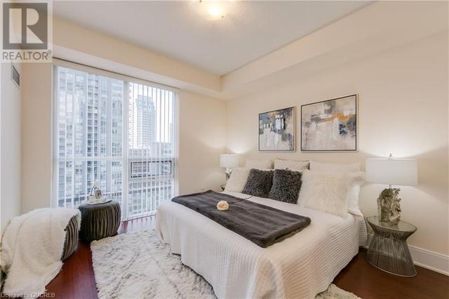 1315 - 70 Roehampton Avenue, House attached with 2 bedrooms, 2 bathrooms and 1 parking in Toronto ON | Image 28