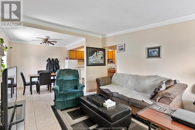 7555 Wyandotte East, Condo with 11 bedrooms, 11 bathrooms and null parking in Windsor ON | Image 8