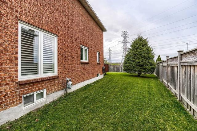 436 Laurentian Ave, House detached with 3 bedrooms, 4 bathrooms and 4 parking in Mississauga ON | Image 31