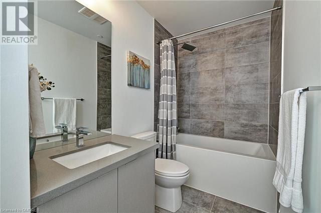 297 Oak Walk Drive Unit# 2204, Condo with 2 bedrooms, 1 bathrooms and 1 parking in Oakville ON | Image 13