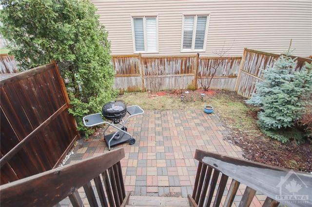 213 Butterfly Walk, Townhouse with 3 bedrooms, 2 bathrooms and 3 parking in Ottawa ON | Image 28