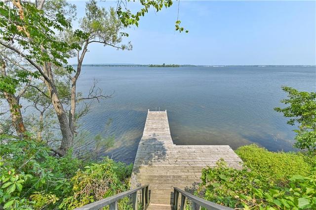3438 County Road 3, House detached with 4 bedrooms, 2 bathrooms and 10 parking in Prince Edward County ON | Image 40