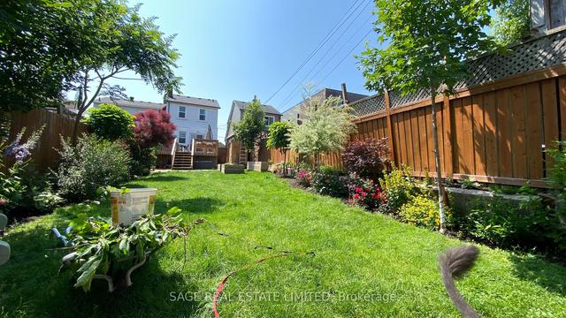 30 Bushey Ave, House detached with 3 bedrooms, 2 bathrooms and 2 parking in Toronto ON | Image 32