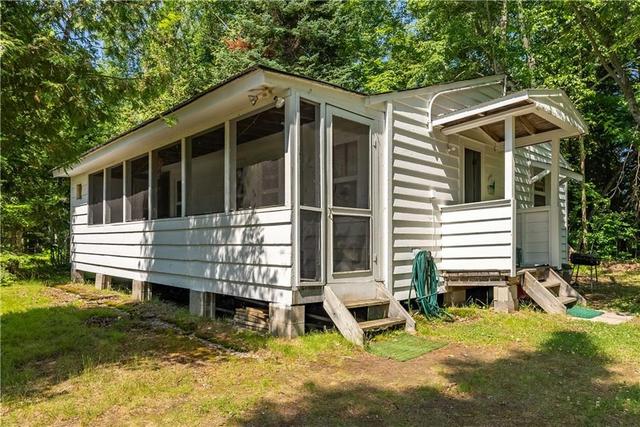 24 Malovic Lane, House detached with 4 bedrooms, 2 bathrooms and 8 parking in Madawaska Valley ON | Image 14