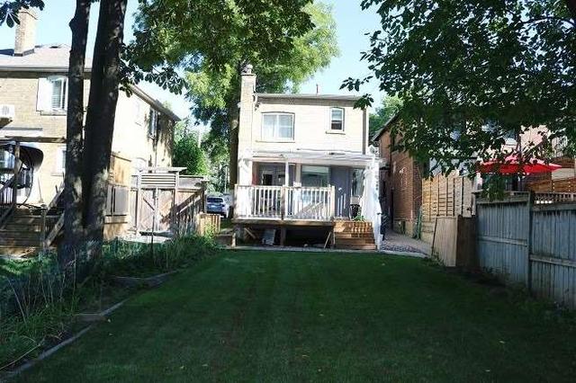 283 Broadway Ave, House detached with 3 bedrooms, 1 bathrooms and 1 parking in Toronto ON | Image 11