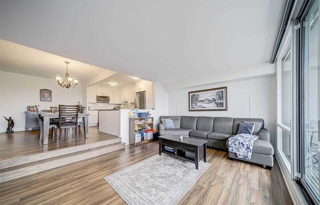 1805 - 250 Scarlett Rd, Condo with 2 bedrooms, 2 bathrooms and 1 parking in Toronto ON | Image 21