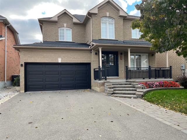24 Leopard Gate, House detached with 3 bedrooms, 3 bathrooms and 6 parking in Brampton ON | Image 1