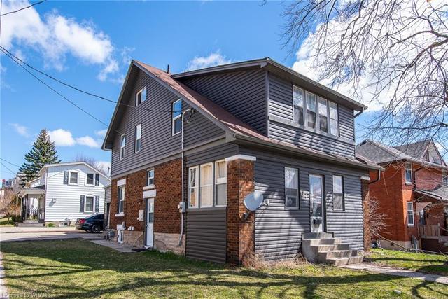 184 Courtland Avenue E, House detached with 3 bedrooms, 2 bathrooms and 3 parking in Kitchener ON | Image 38
