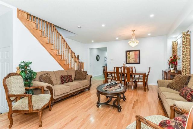 5160 Nestling Grve, House semidetached with 4 bedrooms, 3 bathrooms and 1 parking in Mississauga ON | Image 5