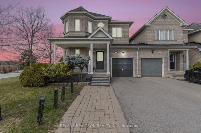 54 Walkview Cres, House attached with 4 bedrooms, 4 bathrooms and 3 parking in Richmond Hill ON | Image 12