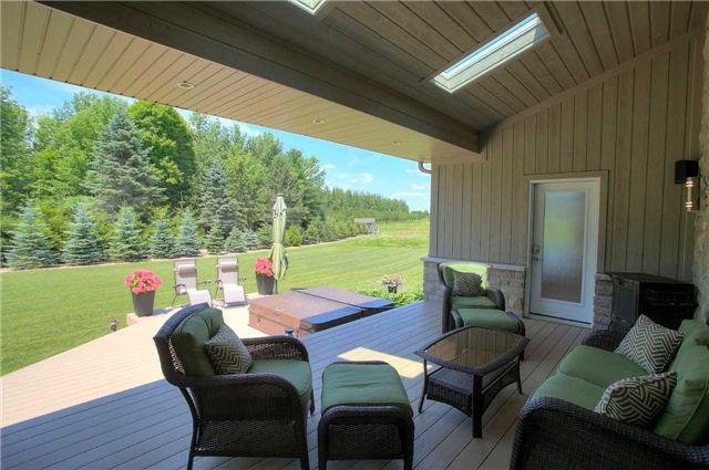 2752 Line 13 Line, House detached with 4 bedrooms, 5 bathrooms and 20 parking in Oro Medonte ON | Image 6