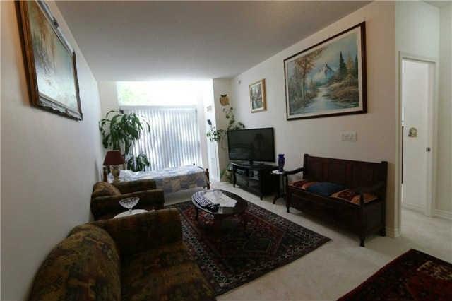 109 - 18 Harding Blvd E, Condo with 1 bedrooms, 1 bathrooms and 2 parking in Richmond Hill ON | Image 11