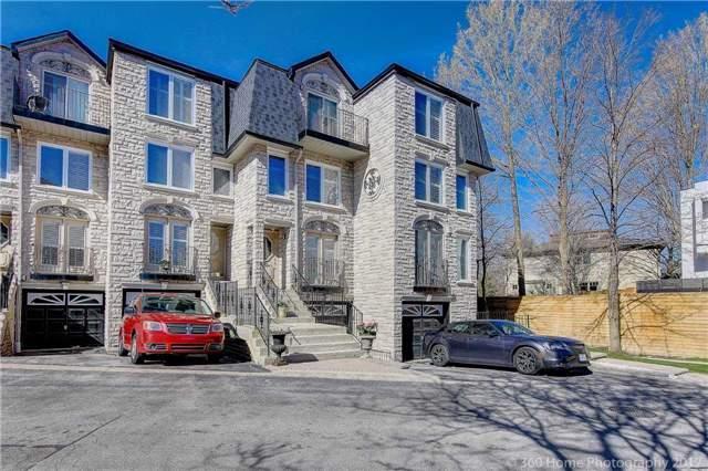 15 Birchbank Lane, Townhouse with 3 bedrooms, 3 bathrooms and 2 parking in Toronto ON | Image 2