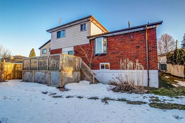 20 Minstrel Crt, House detached with 3 bedrooms, 3 bathrooms and 7 parking in Hamilton ON | Image 17