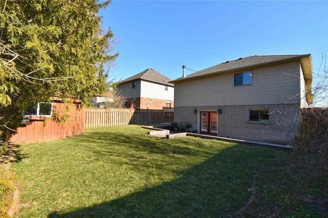 104 Hepburn Cres, House detached with 2 bedrooms, 2 bathrooms and 6 parking in Hamilton ON | Image 17