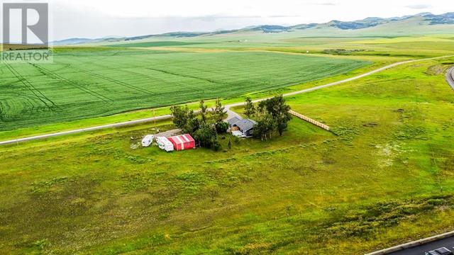 1510 Twp Rd 7 4, House detached with 2 bedrooms, 2 bathrooms and null parking in Pincher Creek No. 9 AB | Image 16