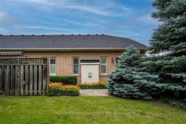 13 Appalachian Tr, Condo with 3 bedrooms, 4 bathrooms and 4 parking in Hamilton ON | Image 29