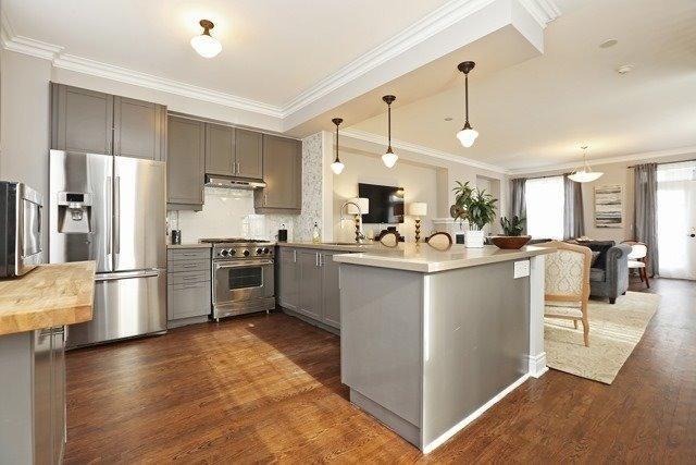 29A Stafford St, House semidetached with 3 bedrooms, 3 bathrooms and 2 parking in Toronto ON | Image 4