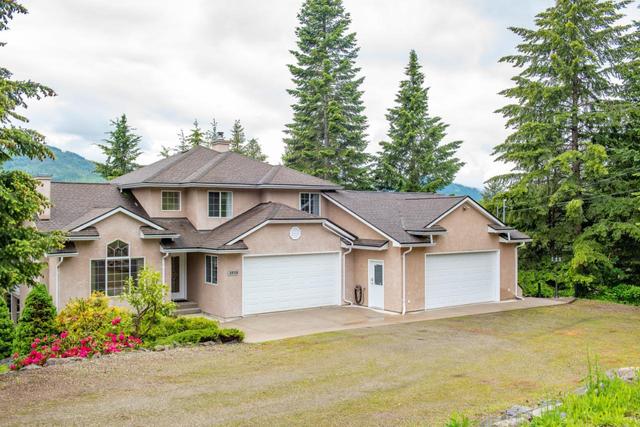 3858 Bonnington Road, House detached with 4 bedrooms, 4 bathrooms and 6 parking in Central Kootenay F BC | Card Image