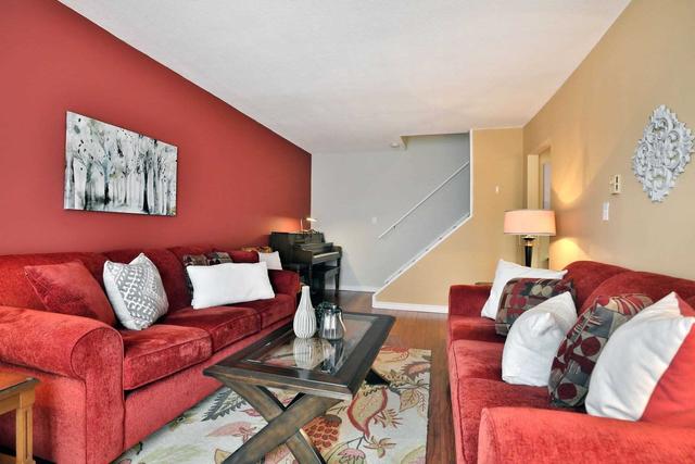 18 - 494 Elgin St W, Townhouse with 3 bedrooms, 2 bathrooms and 1 parking in Cobourg ON | Image 4