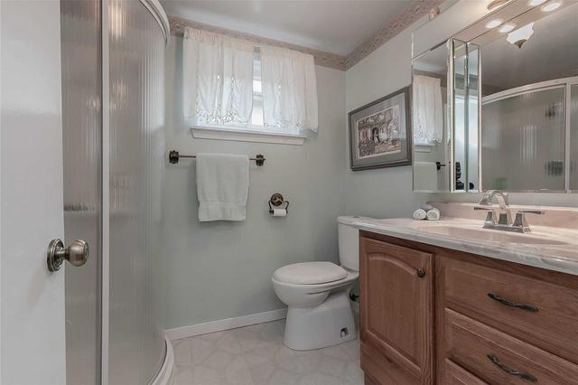 4399 Dublin Cres, House detached with 3 bedrooms, 3 bathrooms and 5 parking in Burlington ON | Image 33