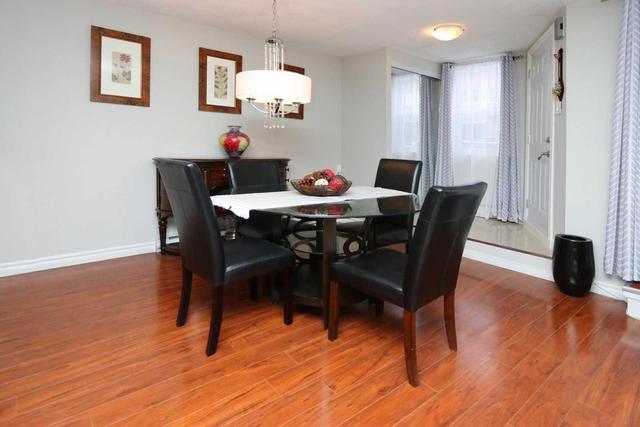 363 - 3055 Tomken Rd, Townhouse with 2 bedrooms, 1 bathrooms and 1 parking in Mississauga ON | Image 7