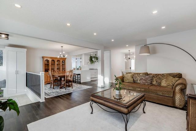 3522 3 Avenue Sw, House detached with 4 bedrooms, 3 bathrooms and 3 parking in Calgary AB | Image 5