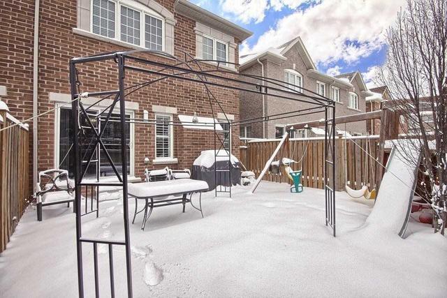 23 Fimco Cres, House semidetached with 4 bedrooms, 4 bathrooms and 2 parking in Markham ON | Image 35
