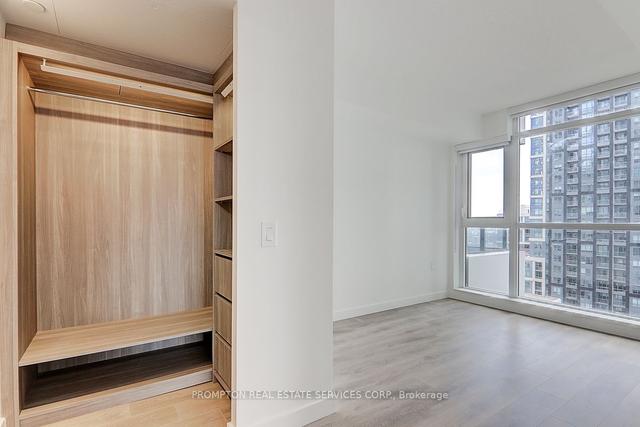 2111 - 38 Widmer St, Condo with 3 bedrooms, 2 bathrooms and 0 parking in Toronto ON | Image 18