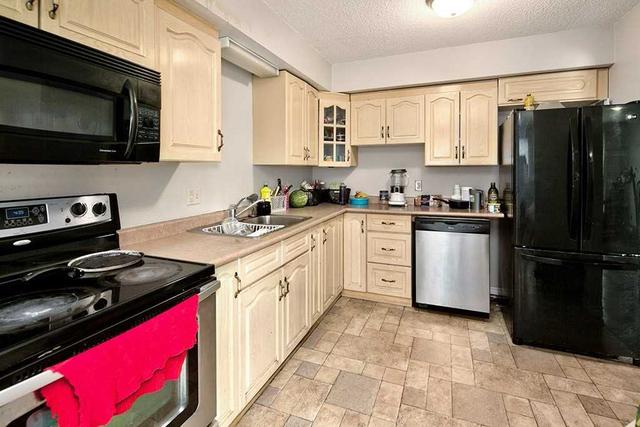 55 Courtice Cres, House detached with 3 bedrooms, 2 bathrooms and 4 parking in Collingwood ON | Image 27
