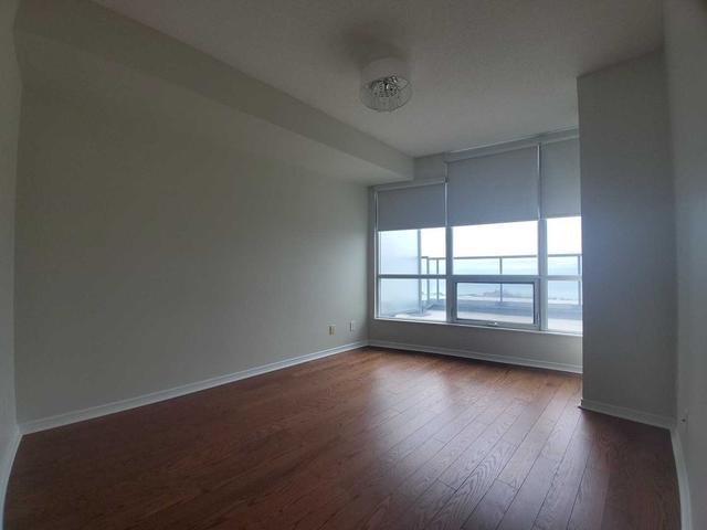 2401 - 15 Legion Rd, Condo with 2 bedrooms, 2 bathrooms and 1 parking in Toronto ON | Image 20