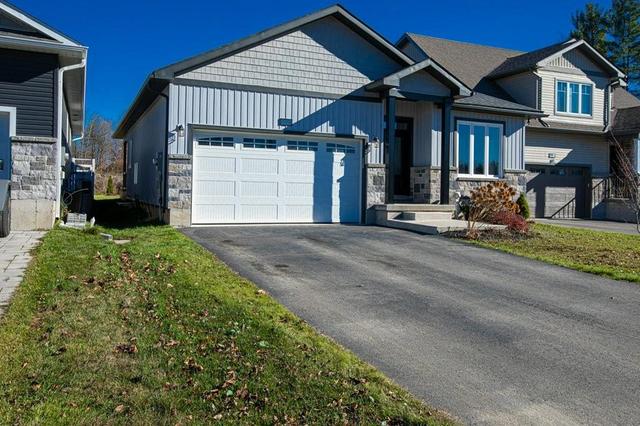 207 Dowsley Crescent, House detached with 2 bedrooms, 2 bathrooms and 4 parking in Brockville ON | Image 4