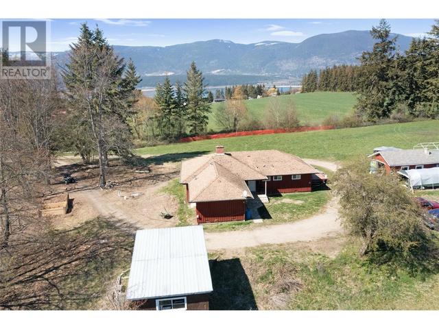 3521 20 Avenue Ne, House detached with 3 bedrooms, 1 bathrooms and 1 parking in Salmon Arm BC | Image 18