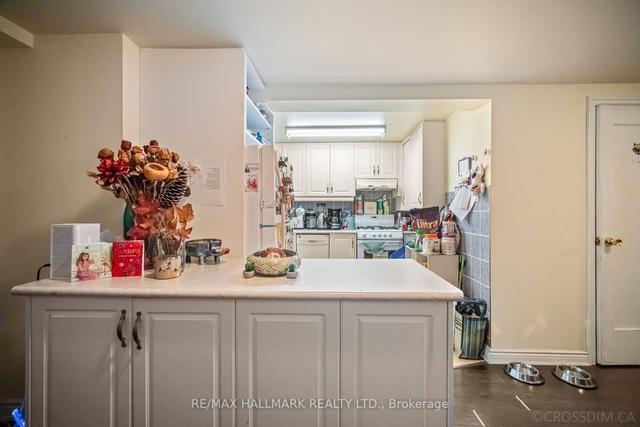 38 St Germain Ave, House detached with 3 bedrooms, 3 bathrooms and 2 parking in Toronto ON | Image 21